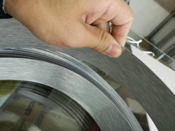 Gờ bạc xước