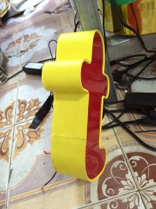 Gáy nhôm uốn chữ 6