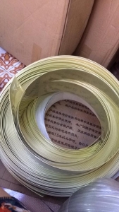 Gáy nhôm uốn chữ 4